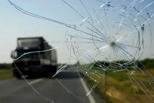 Windshield Replacement Pasadena CA - Get Quality Auto Glass Repair and Replacement Services with Supreme Mobile Auto Glass